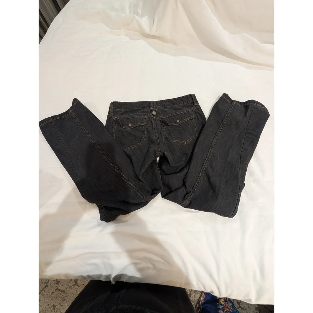 Athleta early mid